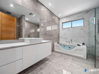 6 Meadows Road, Cabramatta West