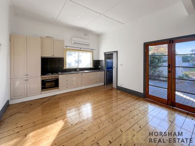 28 Albert Street, Horsham