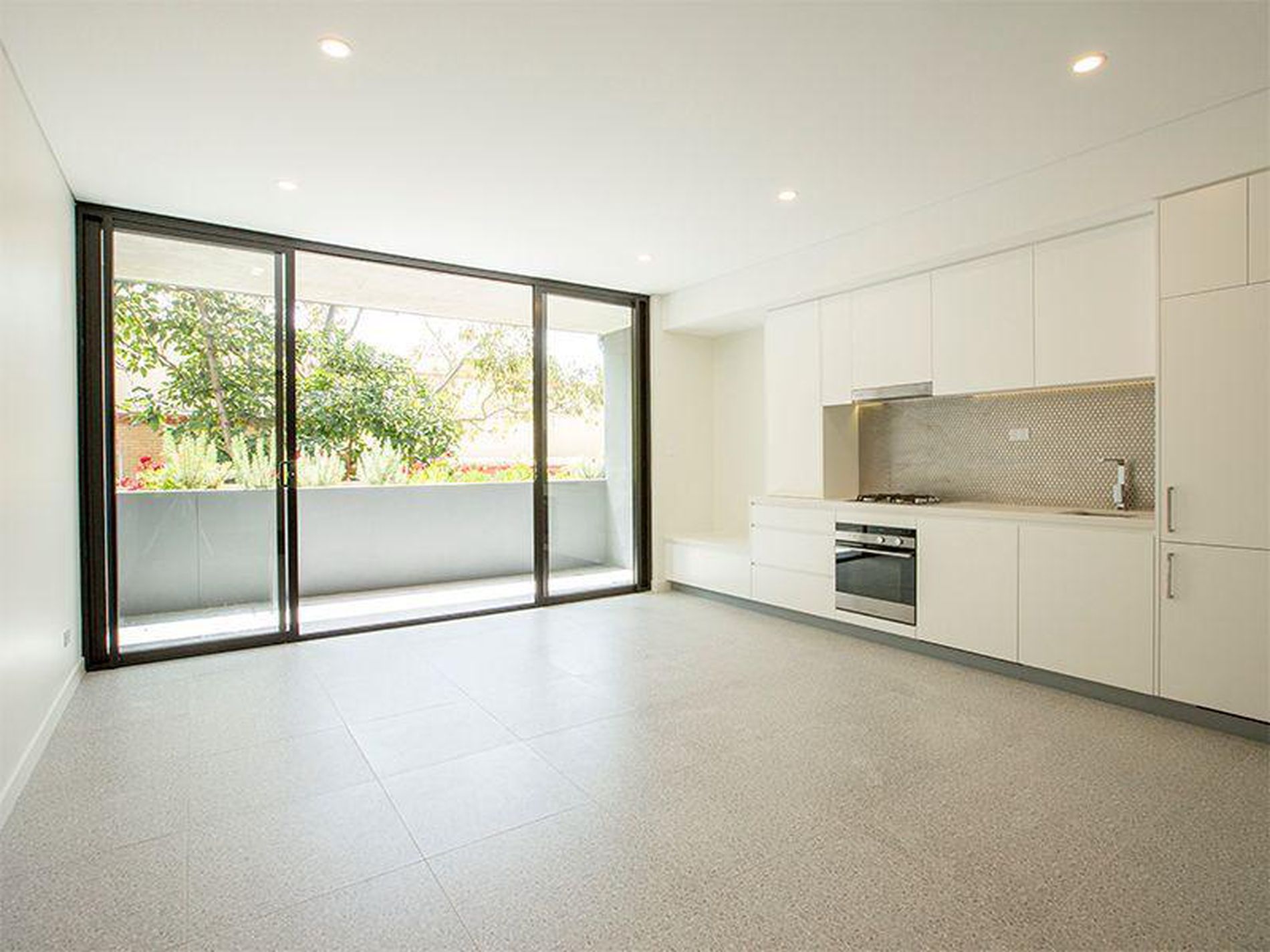 8 / 43-47 Greek Street, Glebe