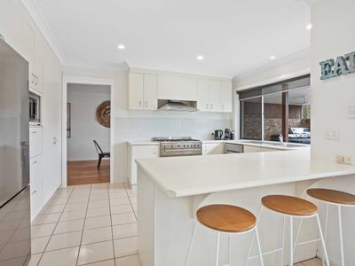17 Maureen Court, Broadbeach Waters