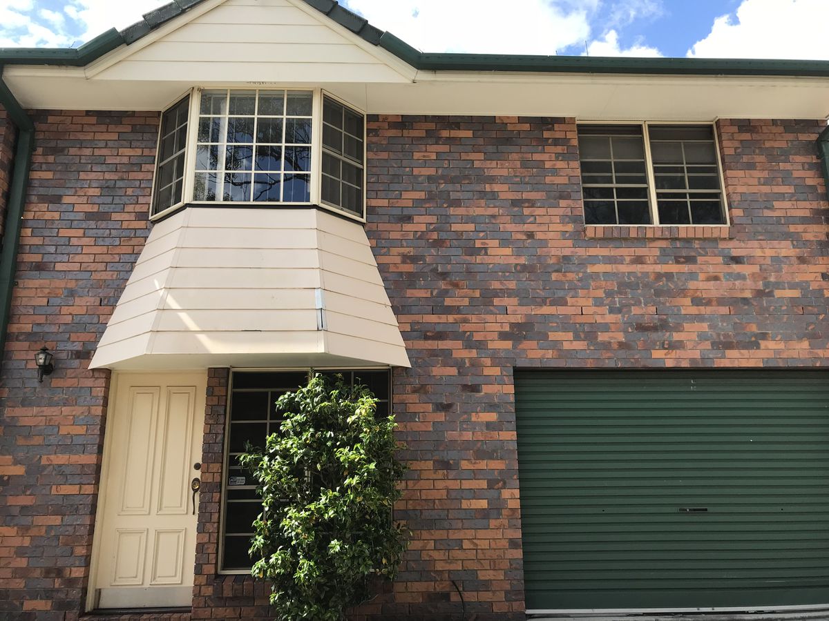 4 / 8-12 Quinn Street, Toowong