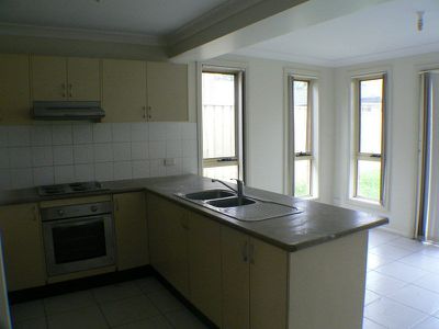 5 / 4 Rice Pl, Oxley Park