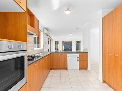 1 Rembrandt Court, Bundoora