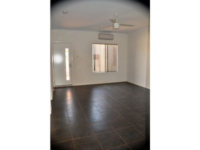 46 Braeside Street, Newman