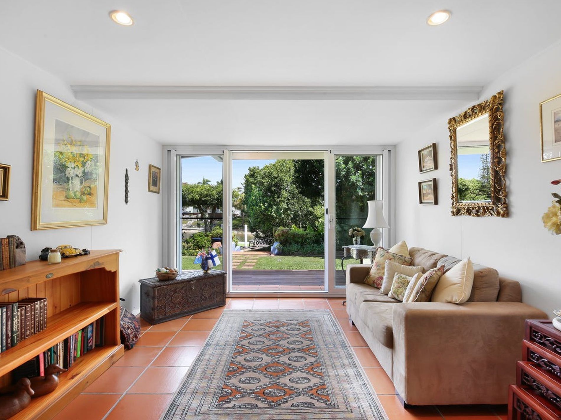 33 Selkirk Ave, Benowa