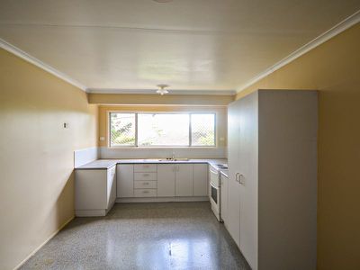 10 Coutts Street, Goodna