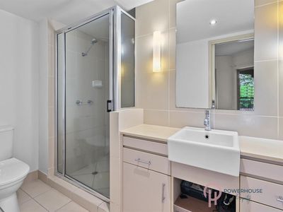 228 / 12 Gregory Street, Westcourt