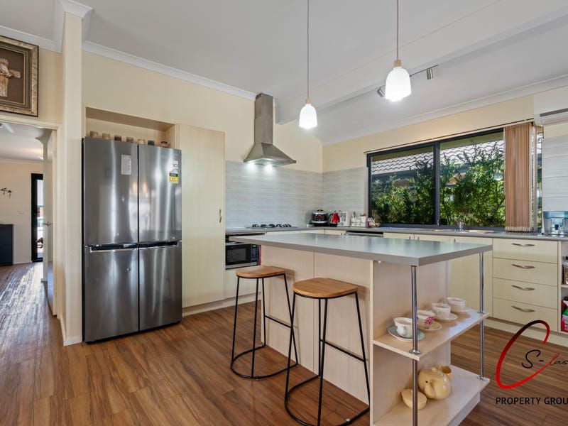 26 Salerno Approach, Piara Waters