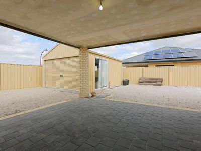 22 Cannich Boulevard, Canning Vale