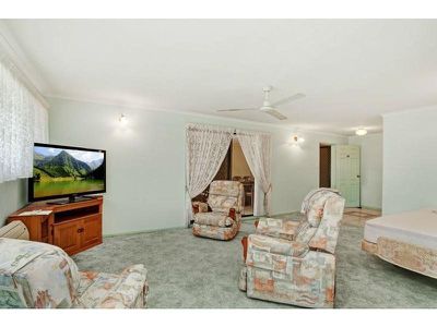 76 St Andrews Drive, Tewantin
