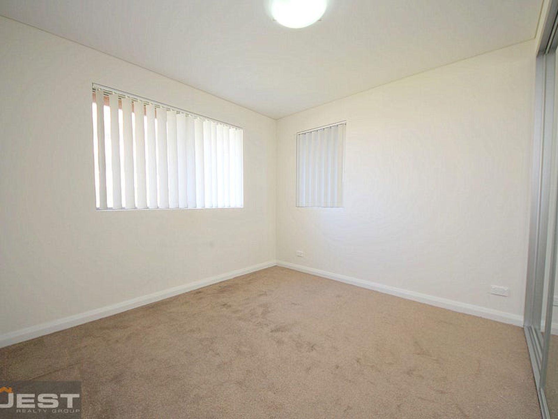 A405 / 4-6 French Avenue, Bankstown