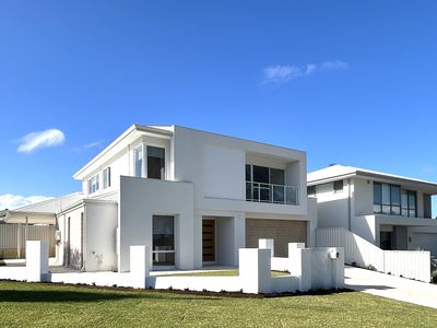 2A Kylie Street, Wembley Downs