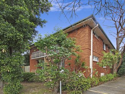2 / 13 Dibbs Street, Canterbury
