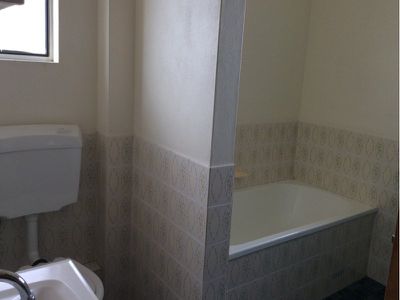 4 / 9 Melinda Grove, Lake Heights