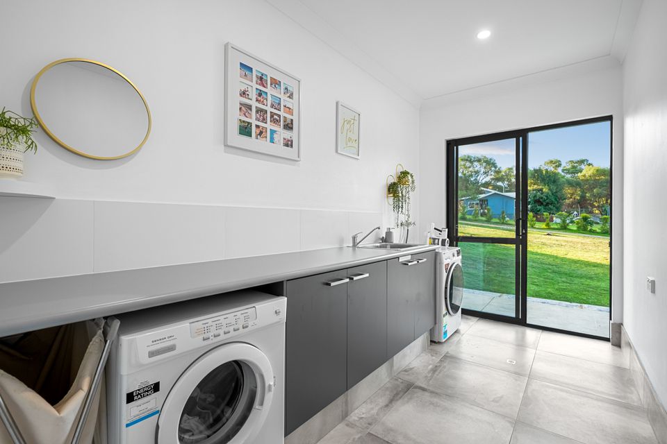 1653 Mandurah Road, Baldivis