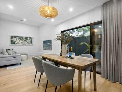 76 Pentland Parade, Yarraville
