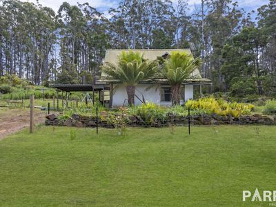 84 Cherry Farm Road, Underwood