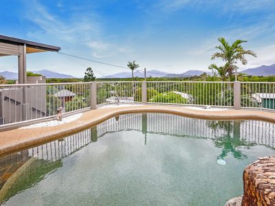 18 Lowanna Close, White Rock