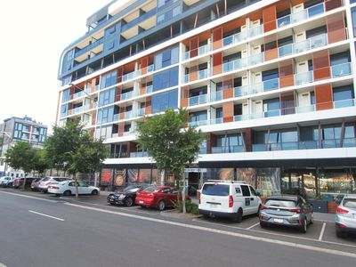 411 / 30-34 Bray Street, South Yarra