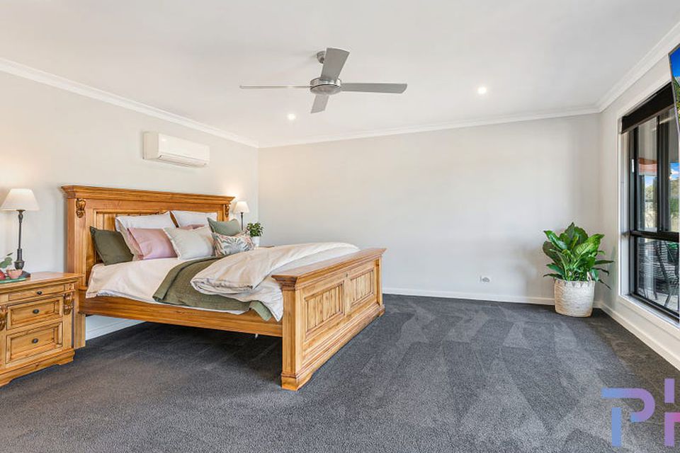 8 Montgomery Lane, Lockwood