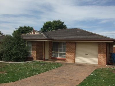 1 / 2 Underwood Avenue, Mount Gambier