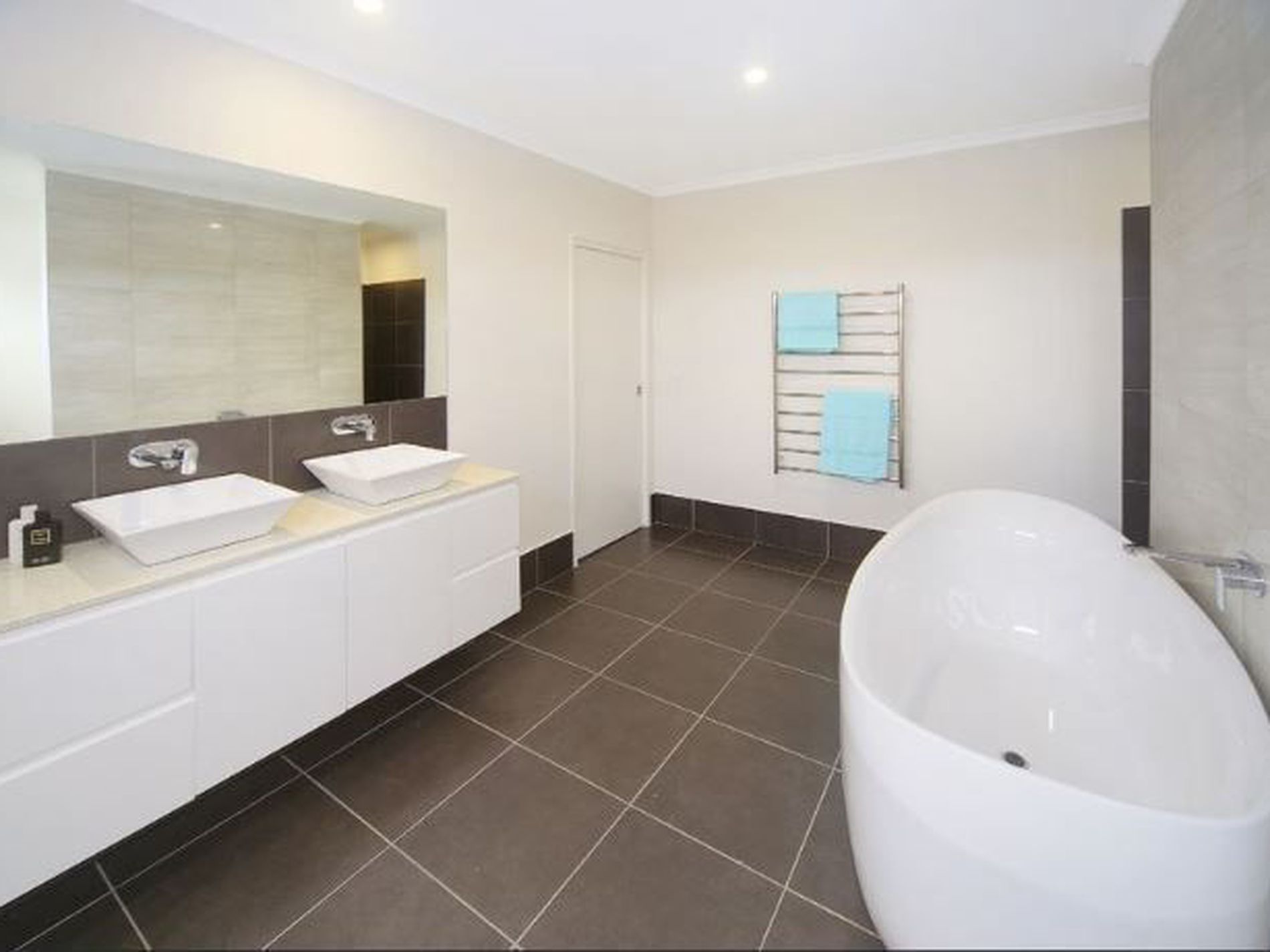 7 Honeyeater Crescent, Peregian Springs
