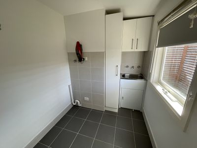 2 Nerissa Grove, Oak Park