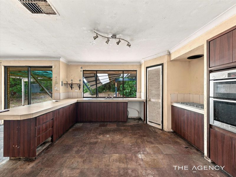 39 Allamanda Drive, South Lake