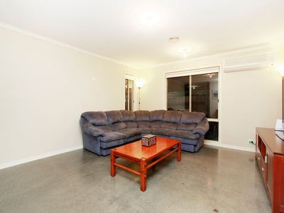 40 Eureka Crescent, Narre Warren South