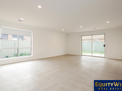 5 Langley Avenue, Wyndham Vale