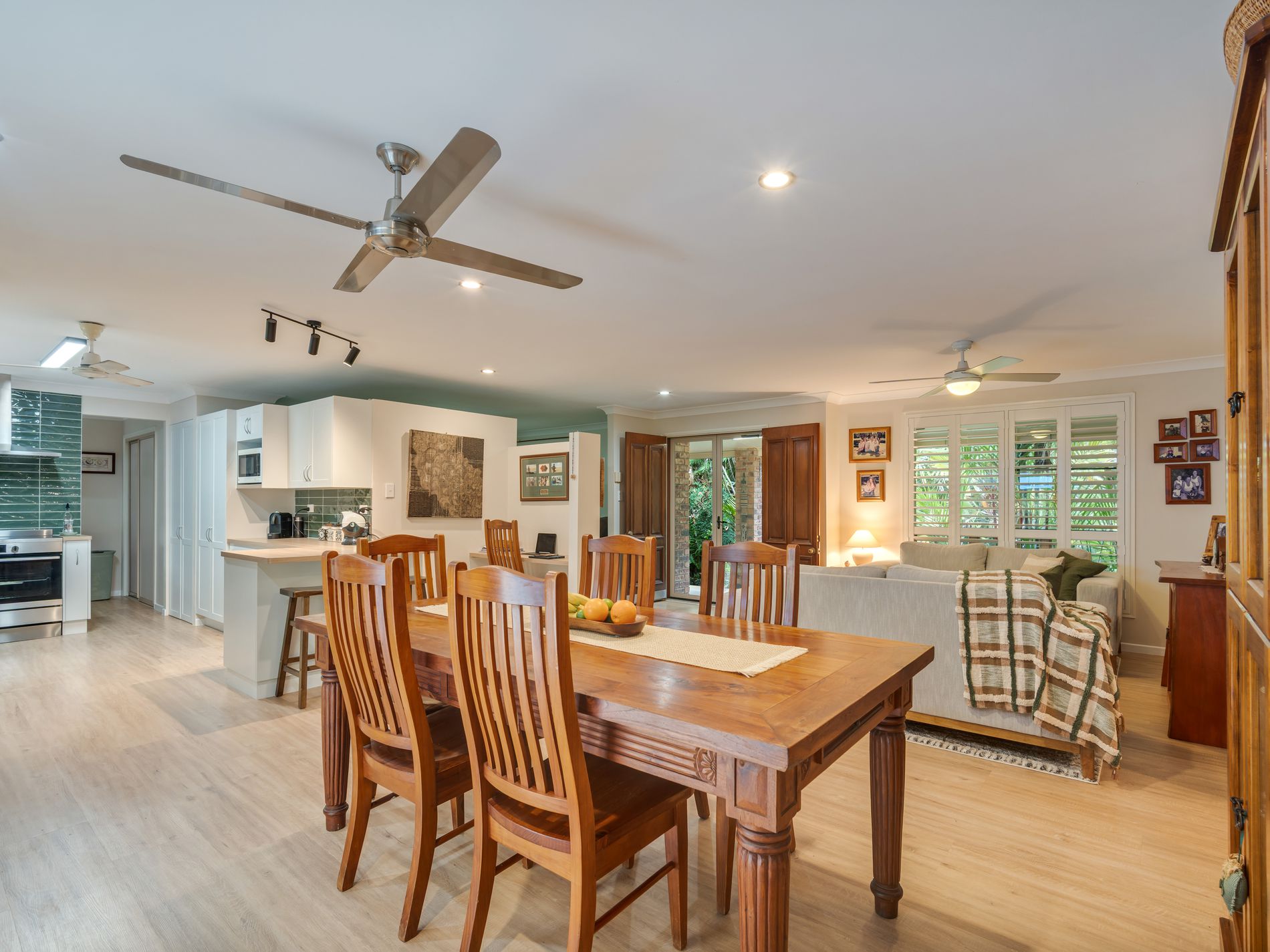 83 Gibraltar Road, Rangewood