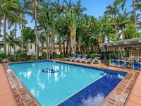 25 Peninsular Drive, Surfers Paradise