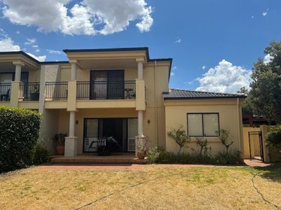 3 / 17 The Grange, Tamworth