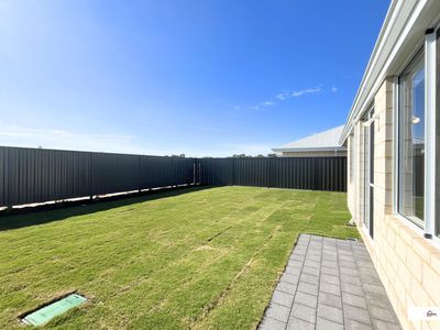 3 Brumlow Way, Lakelands