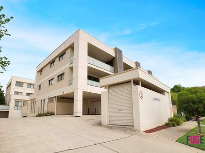 9 / 88 Henderson Road, Crestwood