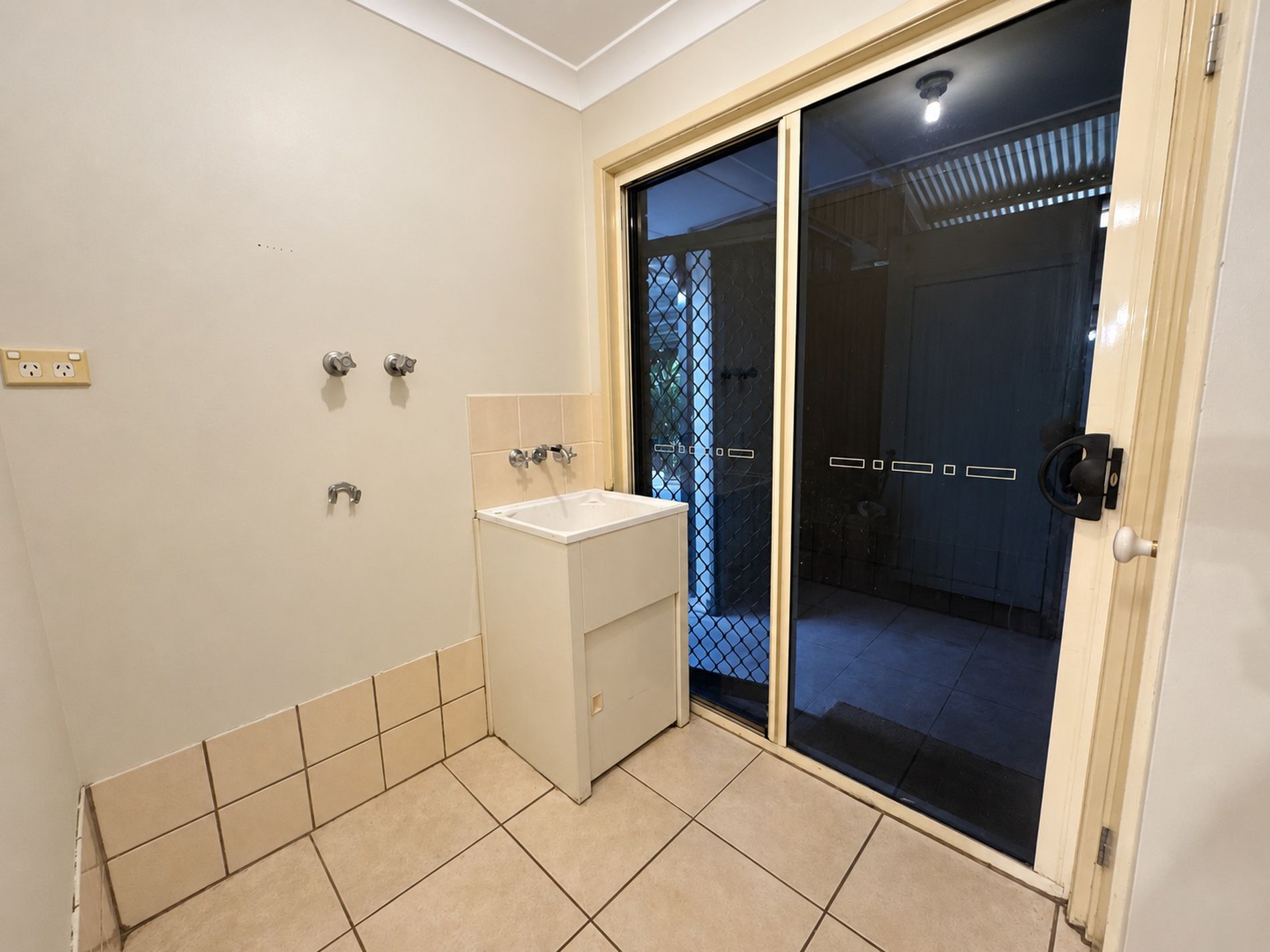 16 Malar Crescent, Booie
