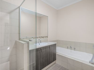 3 / 18 Crossville Way, Success