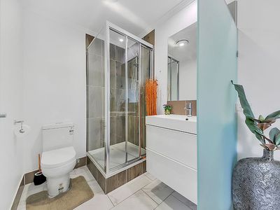 16 Magdalene Street, Wynnum West