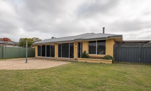 14 Lisbon Way, Seville Grove
