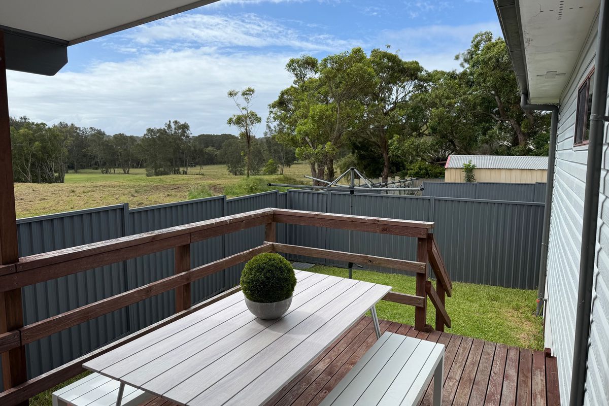 957A The Entrance Road, Forresters Beach