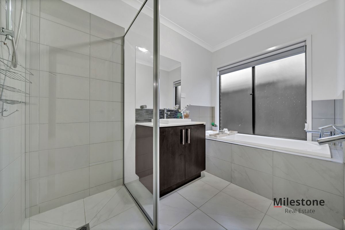 6 Stonemason Road, Clyde North