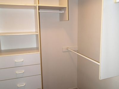 10 Kingston Drive, Banora Point