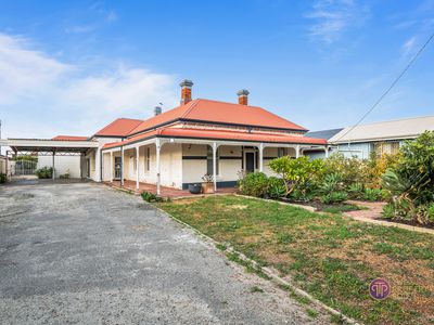 296 Railway Parade, East Cannington