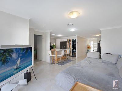 2 / 29 Dahlia Avenue, Hamlyn Terrace