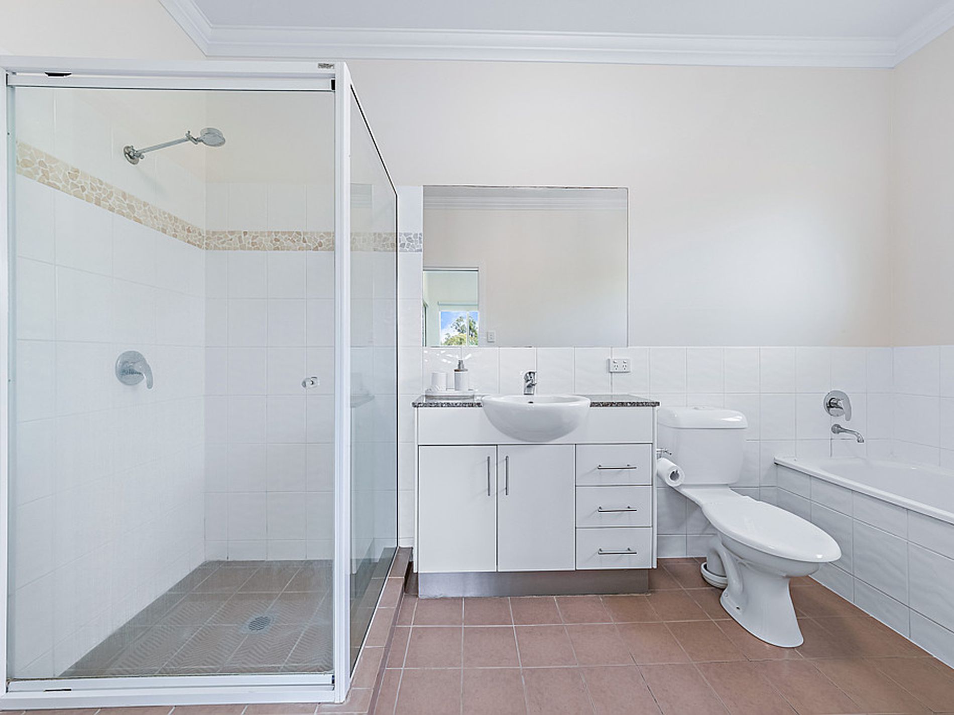 64 / 21 Shute Harbour Rd, Cannonvale