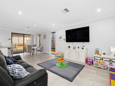 46 Haywire Avenue, Whitby