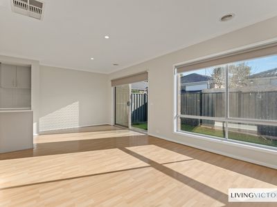 110 Bluebell Drive, Craigieburn