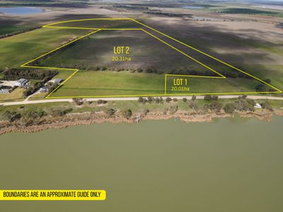 250 Lake Charm East Road, Lake Charm