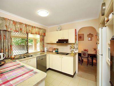 6 Palm Grove Cres, Tewantin
