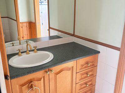 40 Oak Street, Seymour